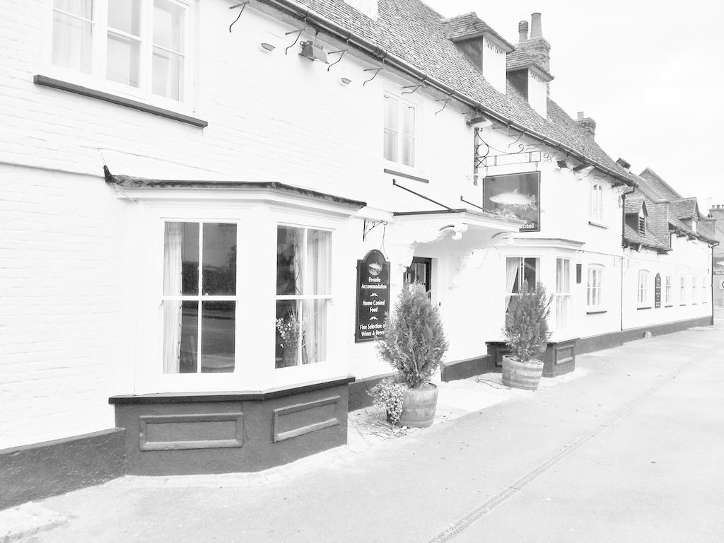 The Bull Hotel Downton  Exterior foto